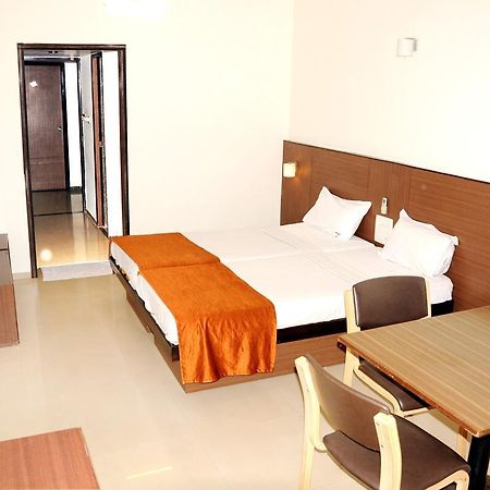 Century Executive Udupi Exterior foto
