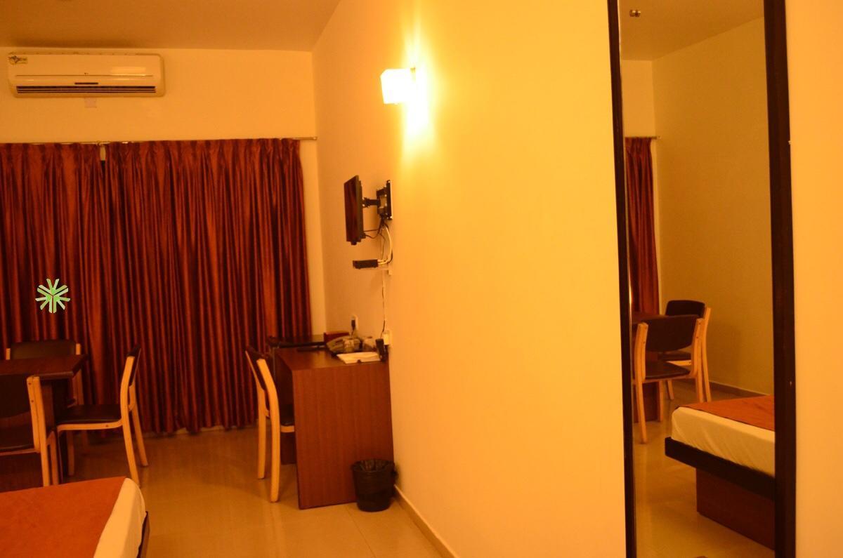 Century Executive Udupi Exterior foto
